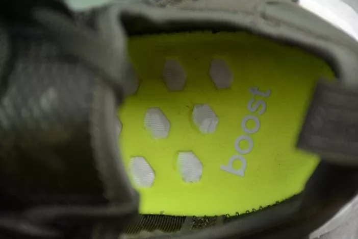 Timeless Adidas  Mens NMD R1 Running shoes khaki green CQ2414 1814