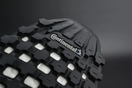 Modern Adidas Ultra Boost ATR Mid Primeknit "Black" BY8925 1918