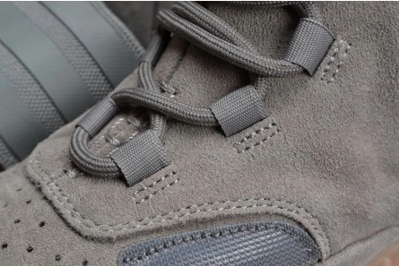 HighQuality Adidas Yeezy 750 Boost Light Grey Gum Glow Dark BB1840 1776