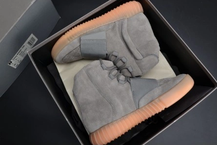 HighQuality Adidas Yeezy 750 Boost Light Grey Gum Glow Dark BB1840 1776