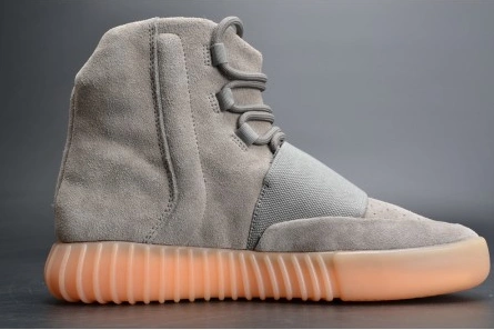 HighQuality Adidas Yeezy 750 Boost Light Grey Gum Glow Dark BB1840 1776