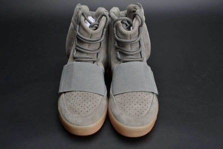 HighQuality Adidas Yeezy 750 Boost Light Grey Gum Glow Dark BB1840 1776