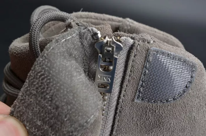 HighQuality Adidas Yeezy 750 Boost Light Grey Gum Glow Dark BB1840 1776