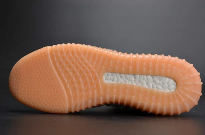 HighQuality Adidas Yeezy 750 Boost Light Grey Gum Glow Dark BB1840 1776