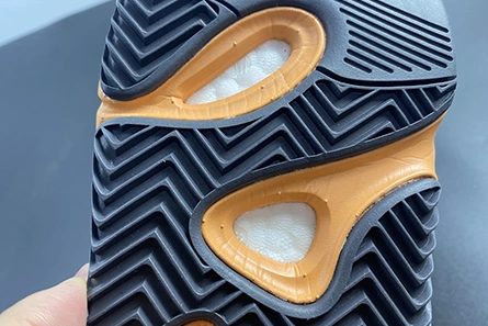 Trendy Adidas Yeezy Boost 700 Enflame Amber GW0297 1680