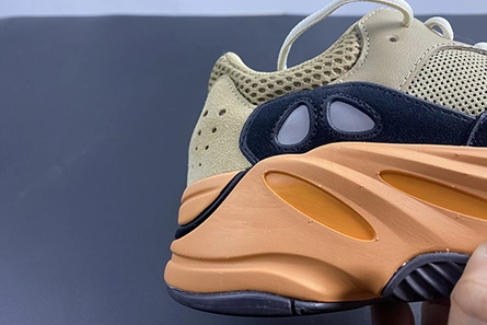 Trendy Adidas Yeezy Boost 700 Enflame Amber GW0297 1680