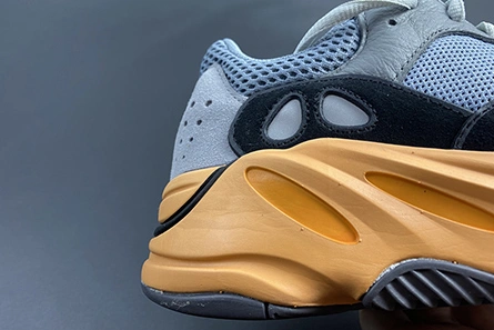 Durable Adidas Yeezy Boost 700 GW0296 1674