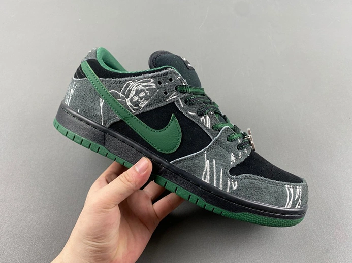 1417 Nike SB Dunk Low There Skateboards  HF7743- Timeless 930