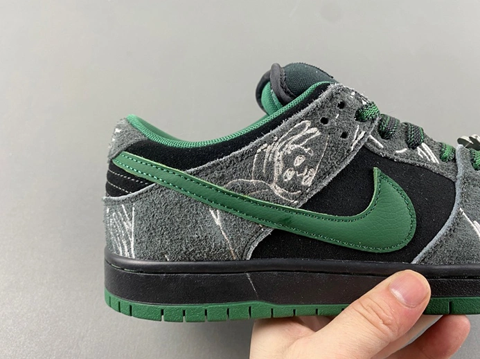 1417 Nike SB Dunk Low There Skateboards  HF7743- Timeless 930