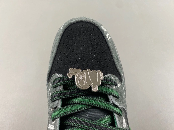 1417 Nike SB Dunk Low There Skateboards  HF7743- Timeless 930