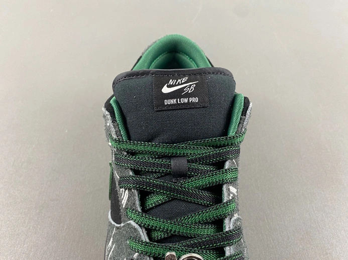 1417 Nike SB Dunk Low There Skateboards  HF7743- Timeless 930