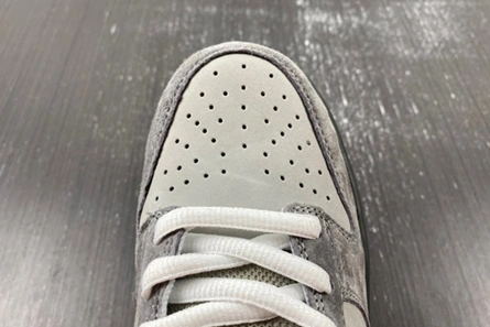 ModernLook 2235 Nike SB Dunk Low Purple Pigeon 304292- 977
