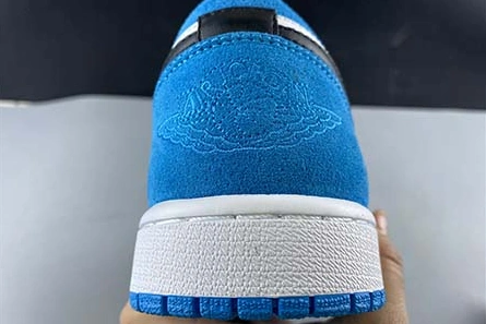 Soft 2864 Air Jordan 1 Low “Laser Blue” CK3022- 242