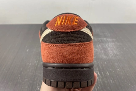 452 Nike Dunk Low Red Panda  FV0305- Cozy 989