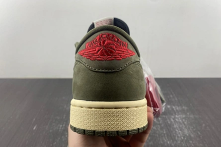 8352 TS x AJ1 Travis Scott x Air Jordan 1 Low OG DM7866- Minimalist 70