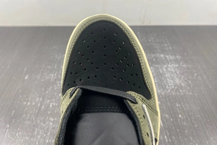 8352 TS x AJ1 Travis Scott x Air Jordan 1 Low OG DM7866- Minimalist 70