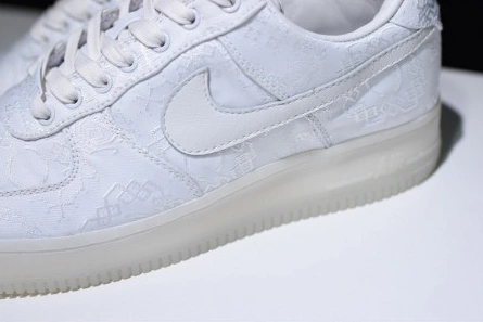 Elegant Air Force 1 Low CLOT 1WORLD (2018) - AO9286-100 1270