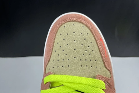 Air Jordan 1 High Switch Peach CW6576-800 Refined 200