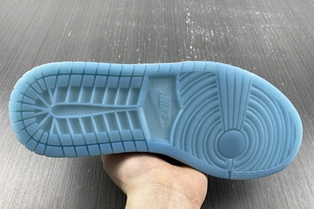 Sleek Air Jordan 1 Low DA8301-101 178