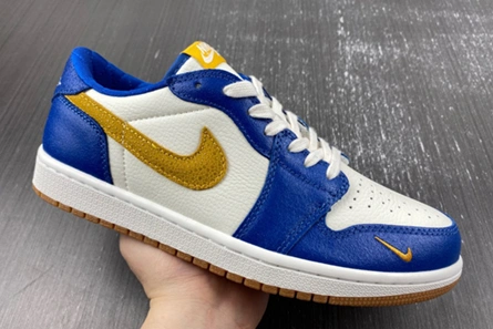 Air Jordan 1 Low DZ0792-103 Minimalist 105