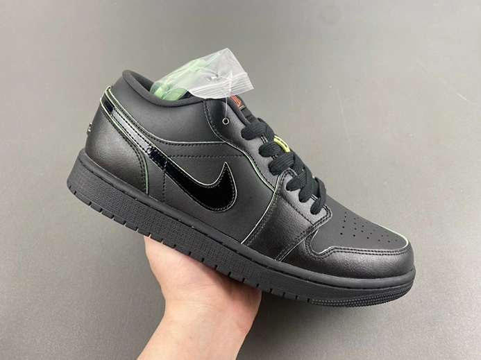 Efficient Air Jordan 1 Low HM3690-001 23