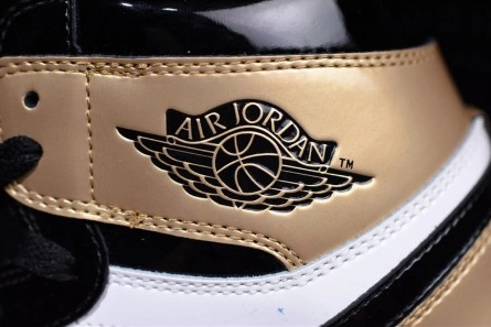 Flexible Air Jordan 1 Metallic Gold 861428-007 283