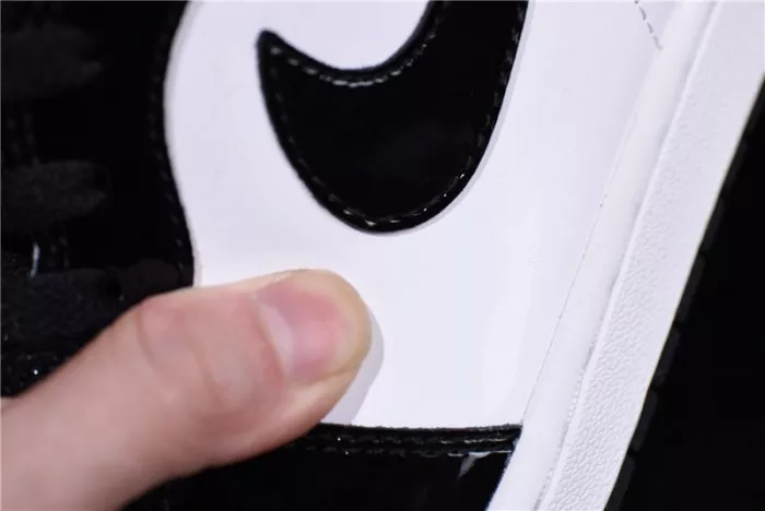 Flexible Air Jordan 1 Metallic Gold 861428-007 283