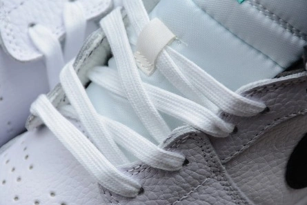 Air Jordan 1 Mid BG 'Hyper Jade' - Air Jordan - 554725-122 Sophisticated 276
