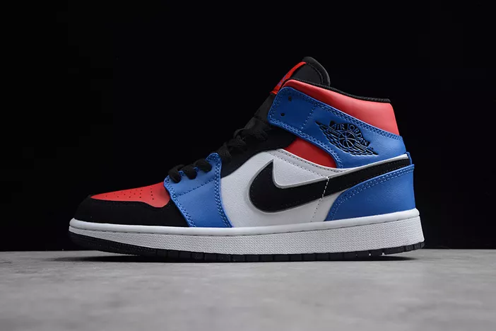 Air Jordan 1 Mid GS Comfortable 334