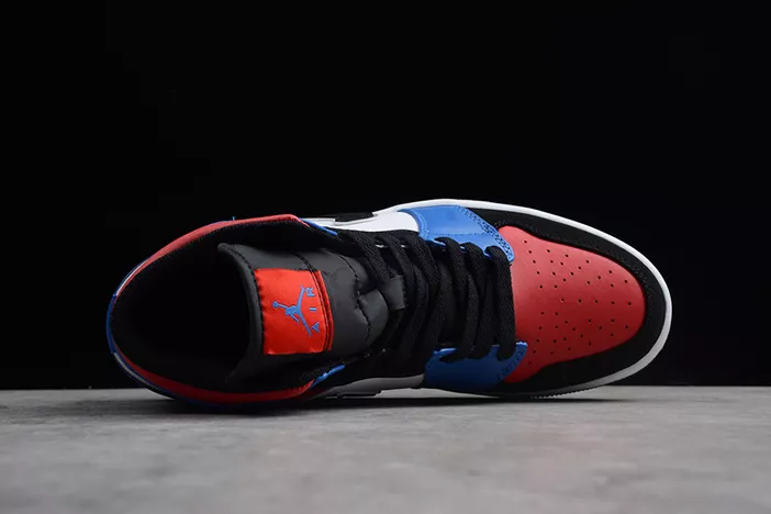Air Jordan 1 Mid GS Comfortable 334