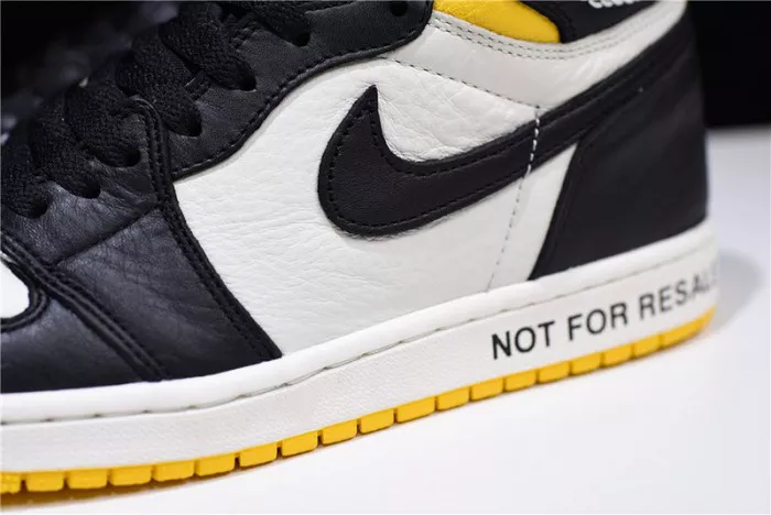 Air Jordan 1 No Ls Varsity Maize 861428-107 Elegant 322