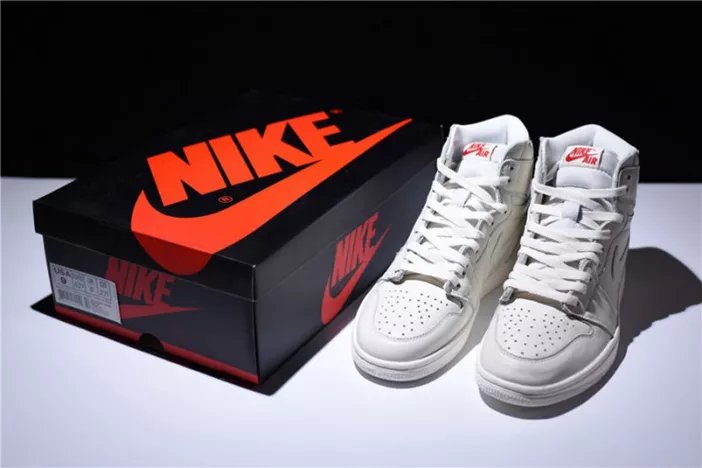 AllSeason Air Jordan 1 Retro High OG Sail MENS 555088-114 284