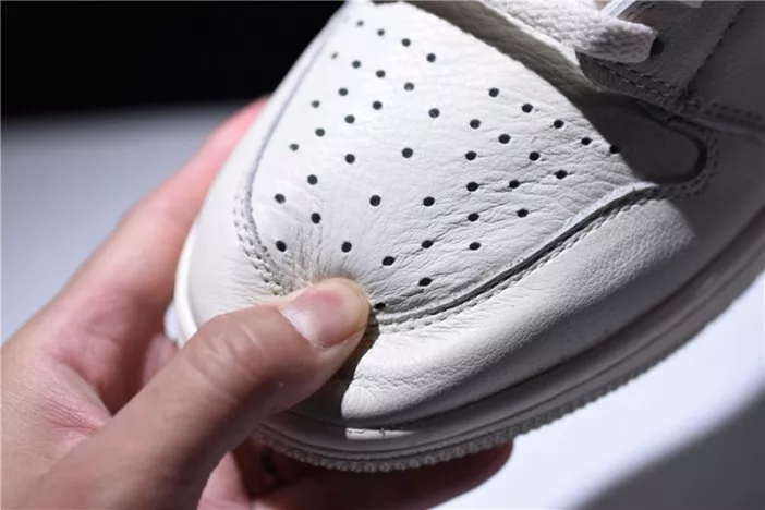 AllSeason Air Jordan 1 Retro High OG Sail MENS 555088-114 284