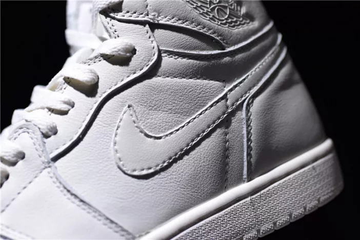 AllSeason Air Jordan 1 Retro High OG Sail MENS 555088-114 284