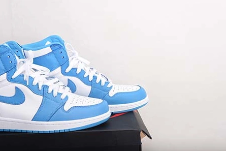 Air Jordan 1 Retro High OG “UNC” 555088-117 Modern 225