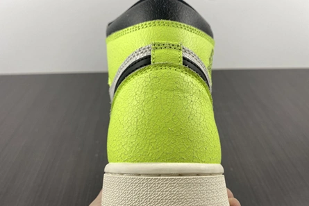 Air Jordan 1 Retro High OG Visionaire 555088-702 Flexible 159