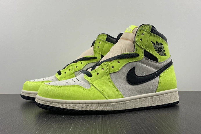 Air Jordan 1 Retro High OG Visionaire 555088-702 Flexible 159
