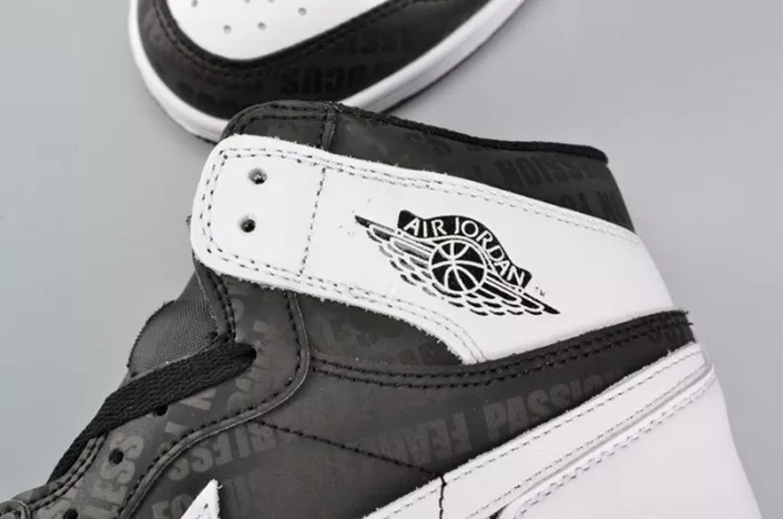 Air Jordan 1 Retro High RE2PECT Jeter 555088-008 AllSeason 293