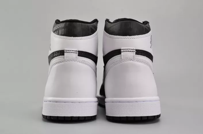 Air Jordan 1 Retro High RE2PECT Jeter 555088-008 AllSeason 293
