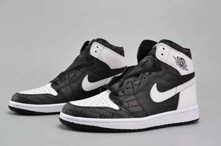 Air Jordan 1 Retro High RE2PECT Jeter 555088-008 AllSeason 293