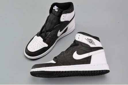 Air Jordan 1 Retro High RE2PECT Jeter 555088-008 AllSeason 293