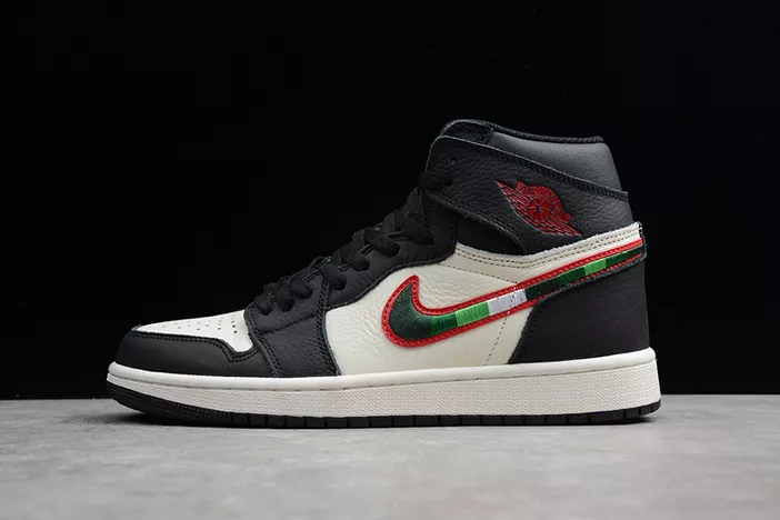 Air Jordan 1 Sports Illustrated A Star Is Born 555088-015 Comfortable 328