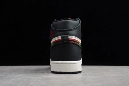 Air Jordan 1 Sports Illustrated A Star Is Born 555088-015 Comfortable 328