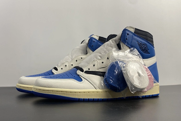 UrbanStyle Air Jordan 1 Travis Scott DH3227-105 210