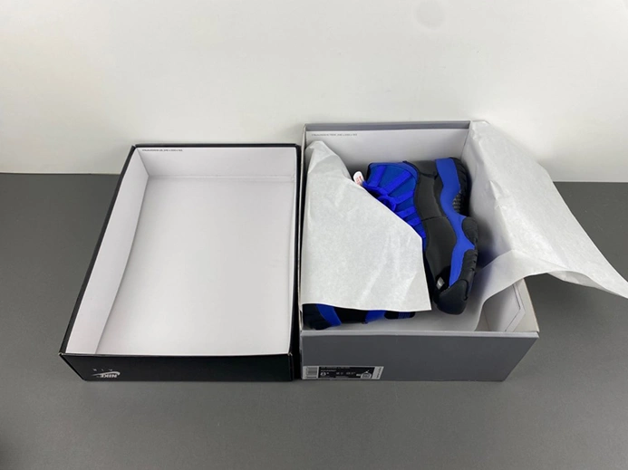 Compact Air Jordan 11 CT8012-400 671