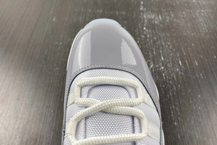Air Jordan 11 Low “Cement Grey” AV2187-140 Modern 686