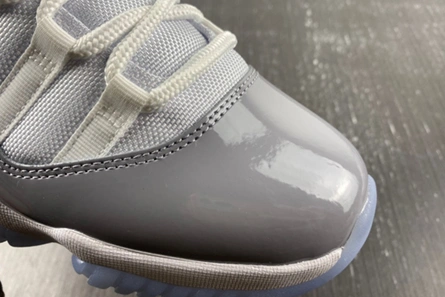 Air Jordan 11 Low “Cement Grey” AV2187-140 Modern 686