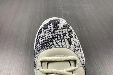 Durable Air Jordan 11 Low Snake Light Bone CD6846-002 693