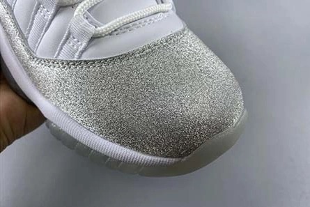 Air Jordan 11 WMNS “Metallic Silver” AH0715-100 Trendsetting 703