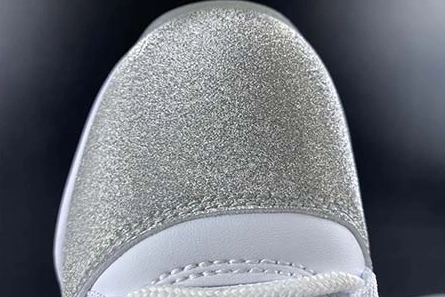 Air Jordan 11 WMNS “Metallic Silver” AH0715-100 Trendsetting 703
